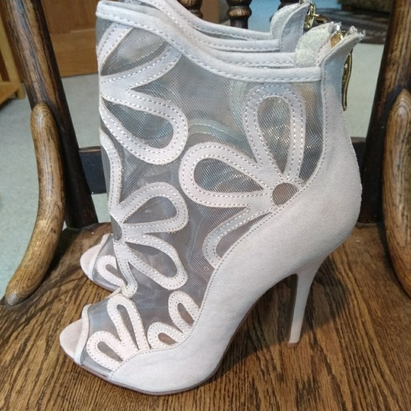 NWOT Jaiden - Pale Nude Micro Suede Mauve Shoes - Picture 3 of 7